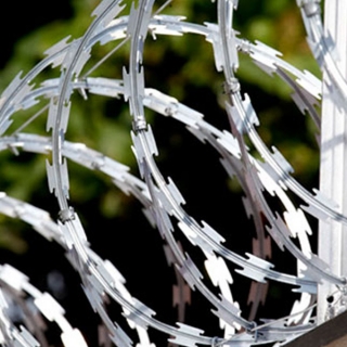 Concertina 450 mm Concertina sorocaba Concertina em sorocaba cerca eletrica sorocaba controle de acesso sorocaba